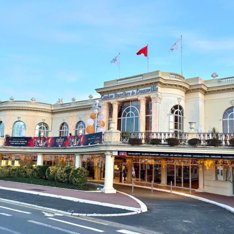 "Le Mogador" Plage & Casino à 2min - Maison de Vacances - 55