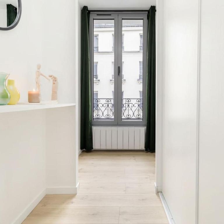 FurtiveStay - Sentier - Ponceau 2 - One-Bedroom Apartment - 11
