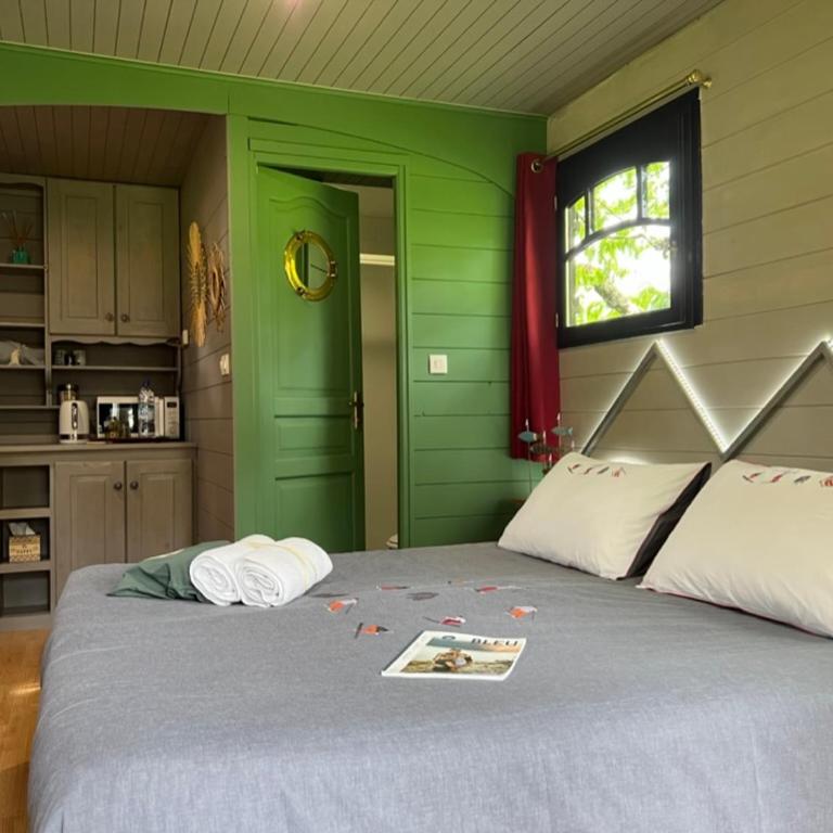 La Jument Verte Chambres d'Hôtes Aix-les-Bains - Chambre Double - Vue sur Jardin - 18