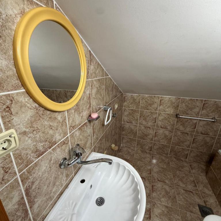 ADM Apartment - Premium Četvorokrevetna Soba - 6