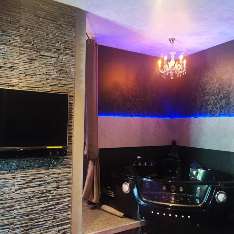 Appartement tout confort avec balnéo et lit king size - Appartement - 3