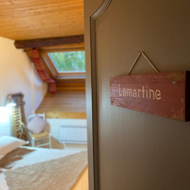 La Jument Verte Chambres d'Hôtes Aix-les-Bains - Chambre Double ou Lits Jumeaux avec Salle de Bains Privative - 19