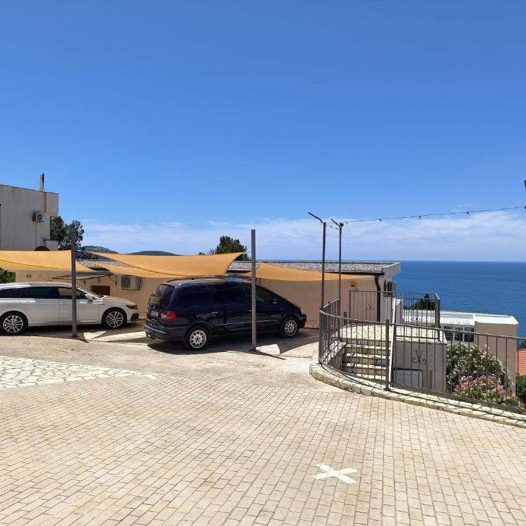 Villa Roan - Apartment with Sea View - 20