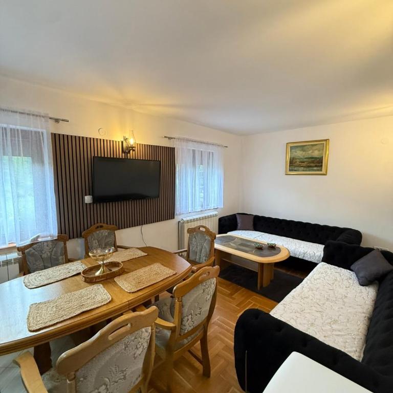 Apartmani J&B - Apartman sa 2 Spavaće Sobe - 13