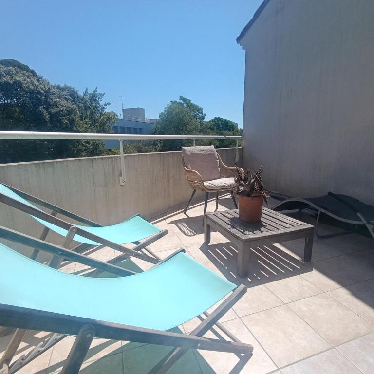 T2 duplex + piscine avec parking - Apartment mit 1 Schlafzimmer - 9