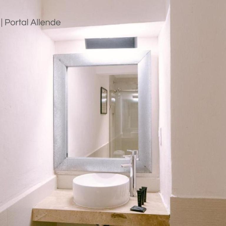 Crisol - Frente a la Parroquia de San Miguel Arcángel - Standard Double Room - 12