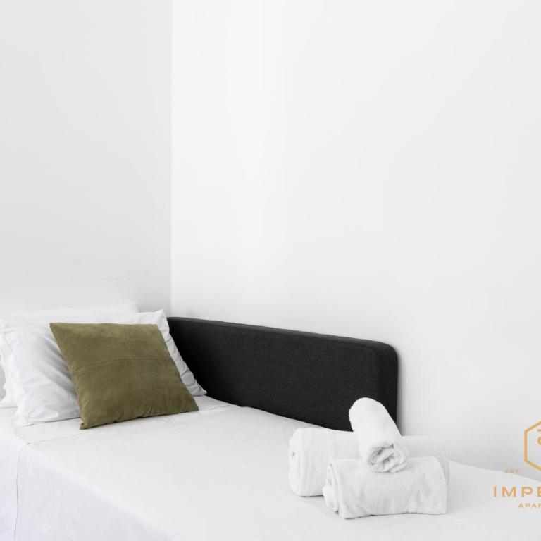 Imperium Testaccio Retreat - up to 7 pax, 2 balconies, 15 min to trastevere and metro station - Apartamento Deluxe de 2 dormitorios con balcón - 21