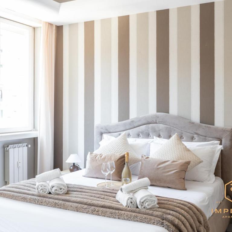 Imperium Testaccio Retreat - up to 7 pax, 2 balconies, 15 min to trastevere and metro station - Apartamento Deluxe de 2 dormitorios con balcón - 8