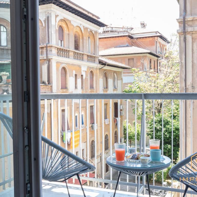 Imperium Testaccio Retreat - up to 7 pax, 2 balconies, 15 min to trastevere and metro station - Apartamento Deluxe de 2 dormitorios con balcón - 13