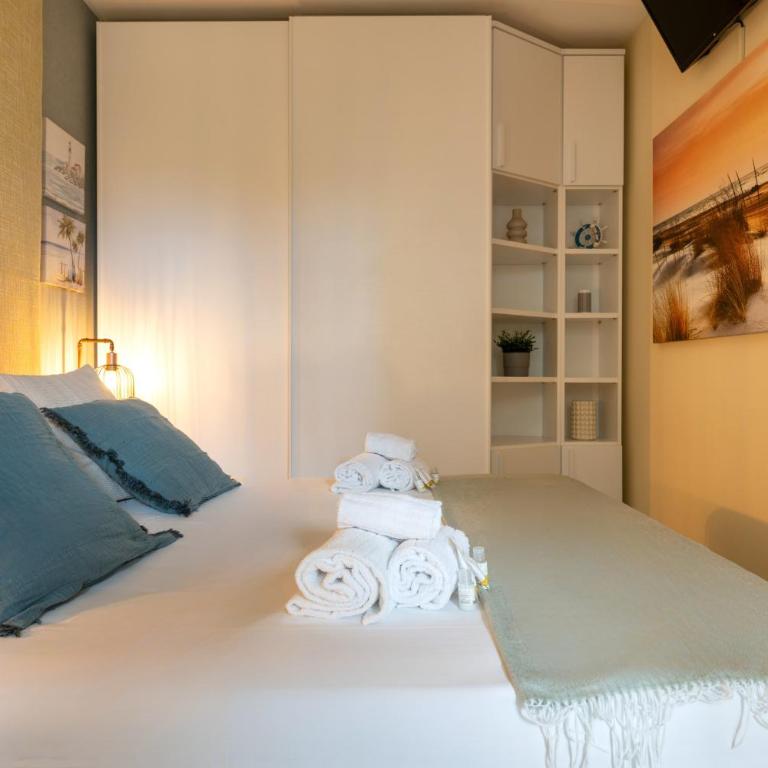 Up to 16 Guests - 3 Separate Apartments in One Building - Appartamento con 3 Camere da Letto - 39