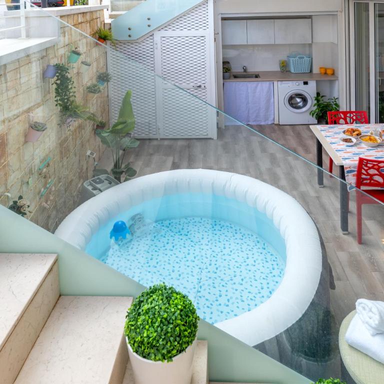 Up to 16 Guests - 3 Separate Apartments in One Building - Appartamento con 3 Camere da Letto - 60
