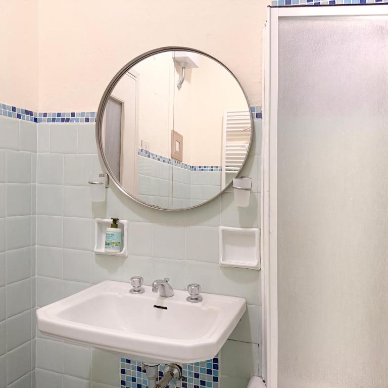 Ponte Vecchio Suite - One-Bedroom Apartment - 32