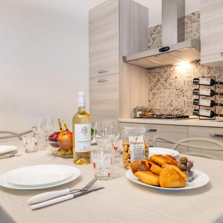 Up to 16 Guests - 3 Separate Apartments in One Building - Appartamento con 3 Camere da Letto - 88