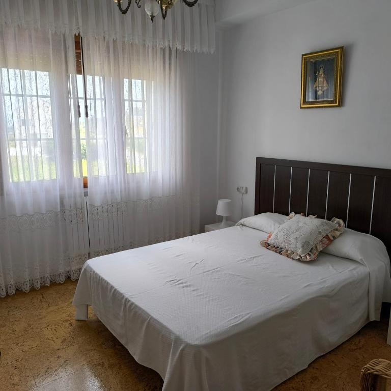 Chalet vacacional en segunda linea de playa - Casa - 8