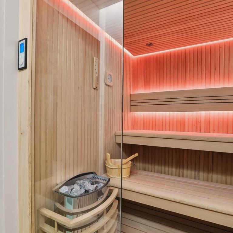 Prestigious Avenue Foch Apartment with Private Garden - Appartement - 2