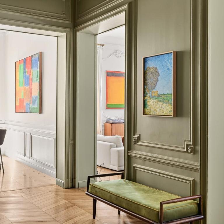Prestigious Avenue Foch Apartment with Private Garden - Appartement - 4