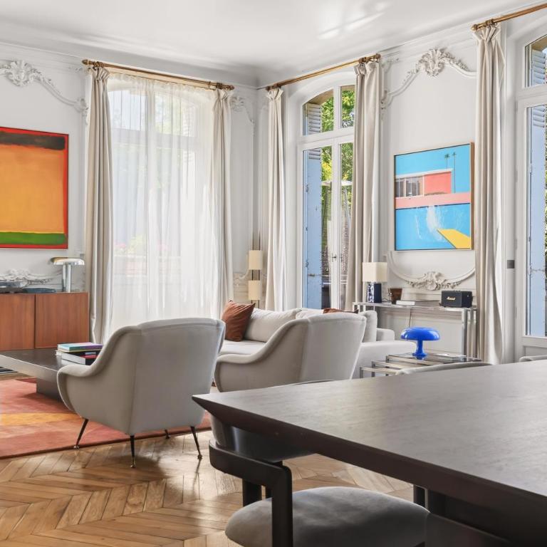 Prestigious Avenue Foch Apartment with Private Garden - Appartement - 10
