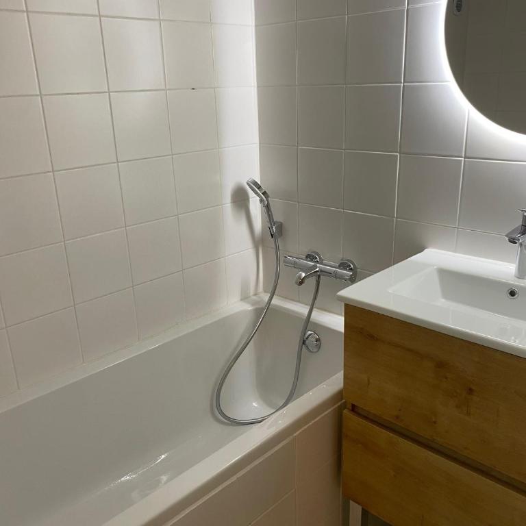 Make My Day 61, rue Sully - Appartement en Duplex - 7