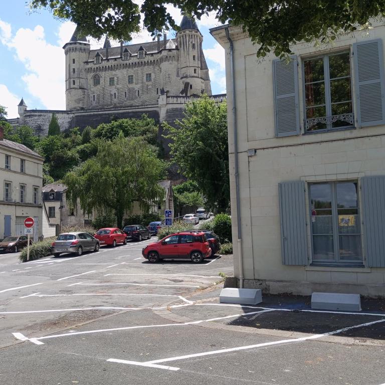 Spacieux appartement au pied du château - Appartement 1 Chambre - 18
