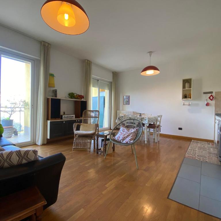 Spazioso Attico Vista Mare Albenga - Aia de Mà 12 - Appartamento con 2 Camere da Letto - 4