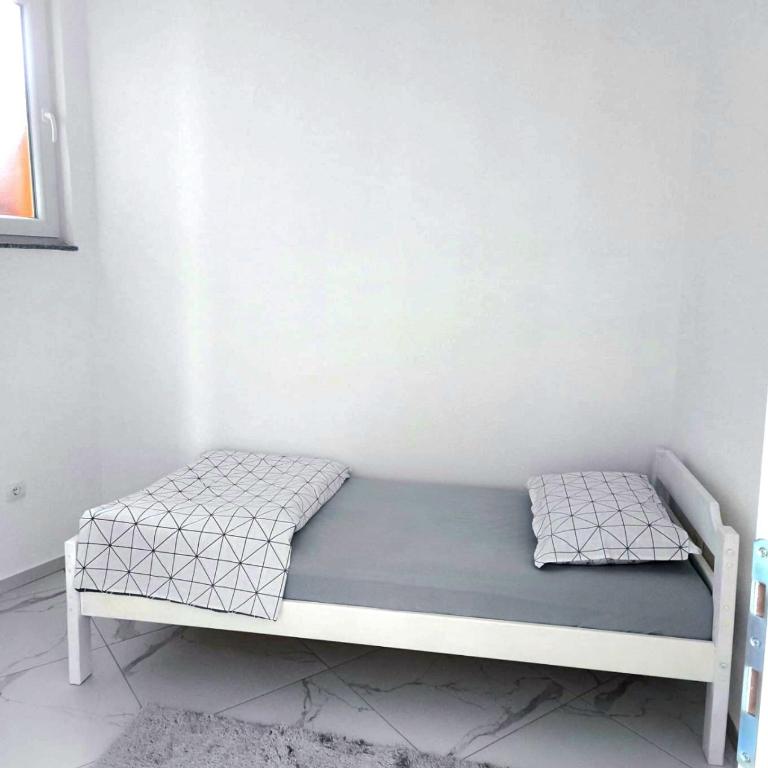 Kod Nedžle i tetke - Apartman sa 2 Spavaće Sobe - 5