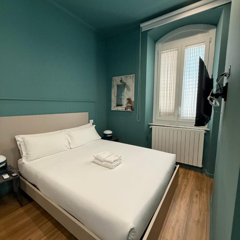 Medinblu Dependance II Settembre - Habitación Doble con baño privado - 1 o 2 camas - 1