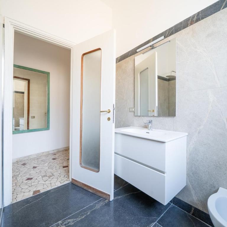 Intrho - Casa Torino 64 Elegant Apartment for 10 - Appartement 3 Chambres - 39