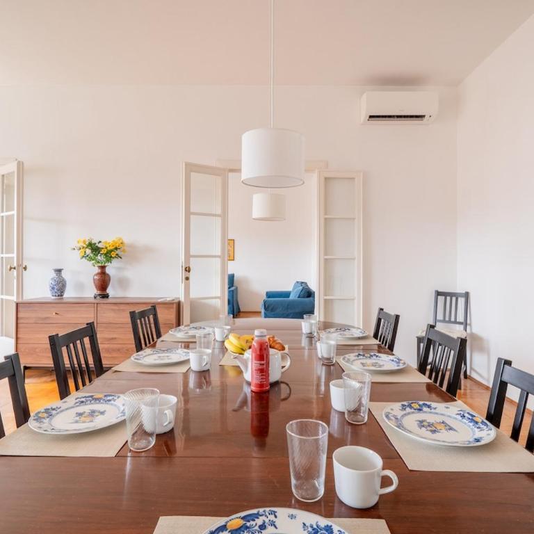 Intrho - Casa Torino 64 Elegant Apartment for 10 - Appartement 3 Chambres - 72