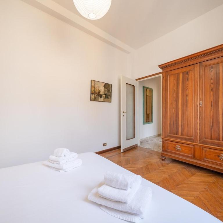 Intrho - Casa Torino 64 Elegant Apartment for 10 - Appartement 3 Chambres - 81