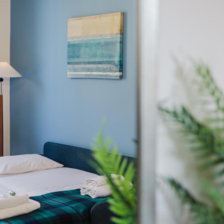 Puccinotti Hideaway - Two-Bedroom Apartment - 8