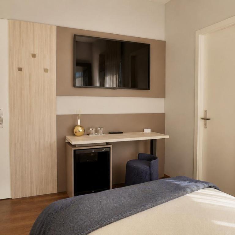 Hotel Danieli - Habitación Doble Deluxe - 1 o 2 camas - 3
