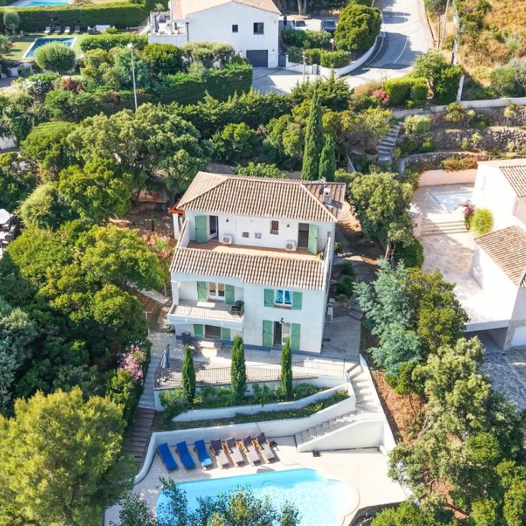 Villa JuliMée - Villa avec Piscine Privée - 35