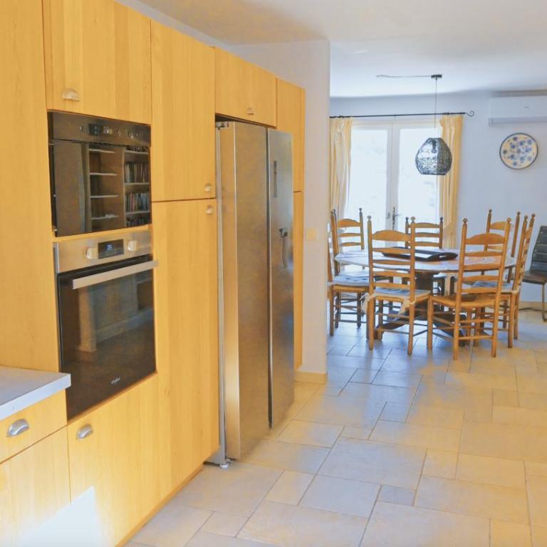 Villa JuliMée - Villa avec Piscine Privée - 16