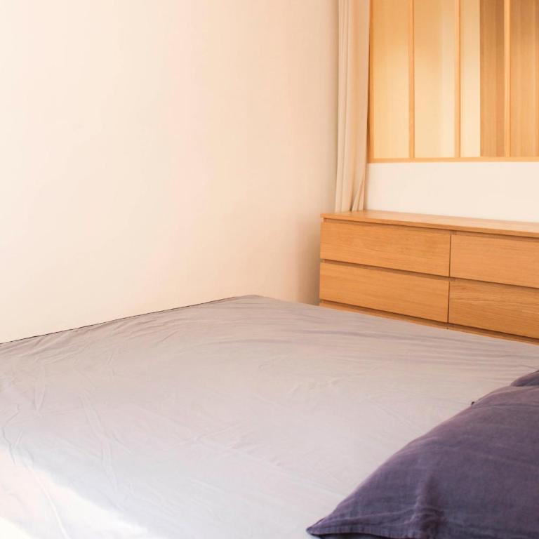Apartment with balcony in the 9th arrondissement - Apartment - 8