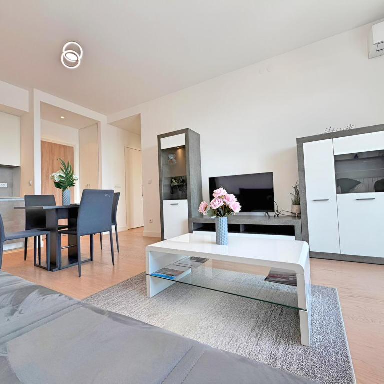 BW Sunshine Riverview - One-Bedroom Apartment - 14