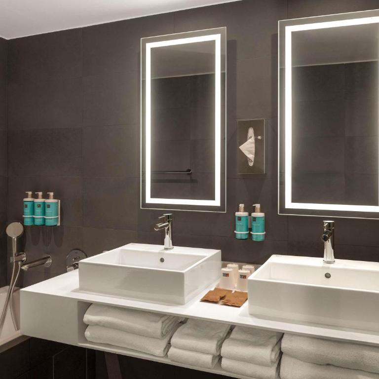 Novotel Paris Vaugirard Montparnasse - Suite Supérieure avec Lit Double et Canapé Double - 11