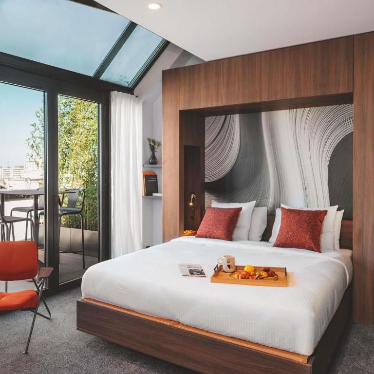 Novotel Paris Vaugirard Montparnasse - Suite Supérieure avec 1 Lit Double - Vue sur Tour Eiffel - 1