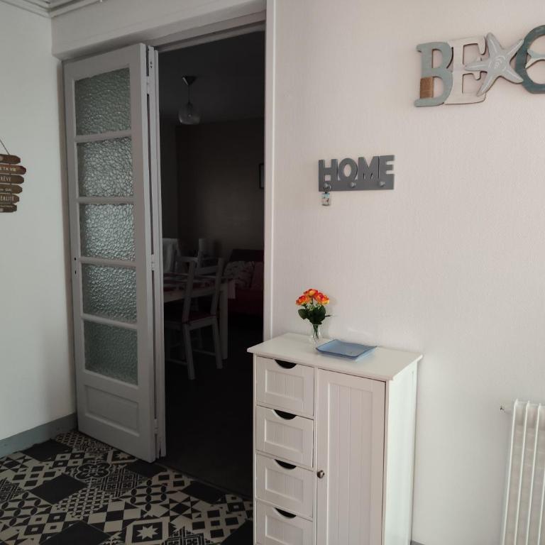 T3 à 200m de la plage - Two-Bedroom Apartment - 9