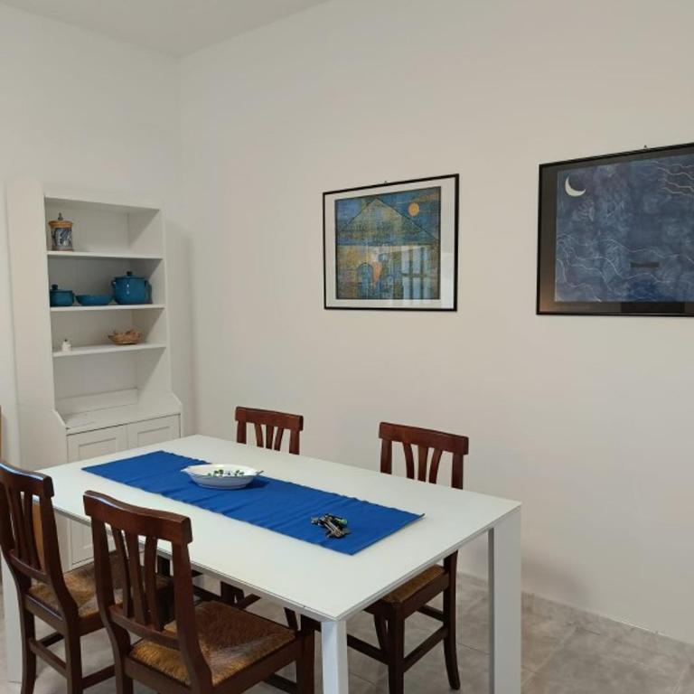 Casa Vacanze Da Carlo - Two-Bedroom Apartment with Sea View - 9