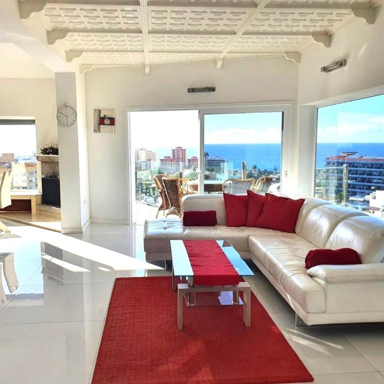 Modern Panoramic Villa with Pool & Terrace - Casa de 3 dormitorios - 15