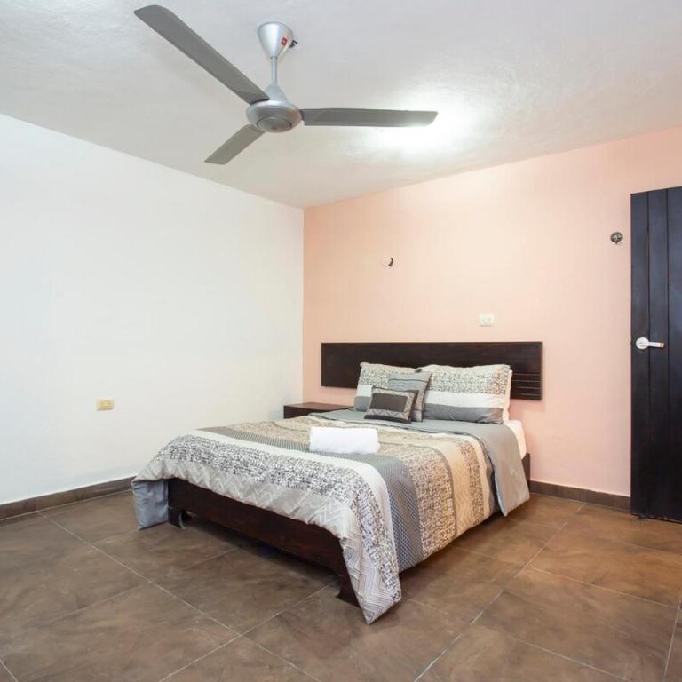 La Casita Perfect Location - Two-Bedroom Apartment - 7