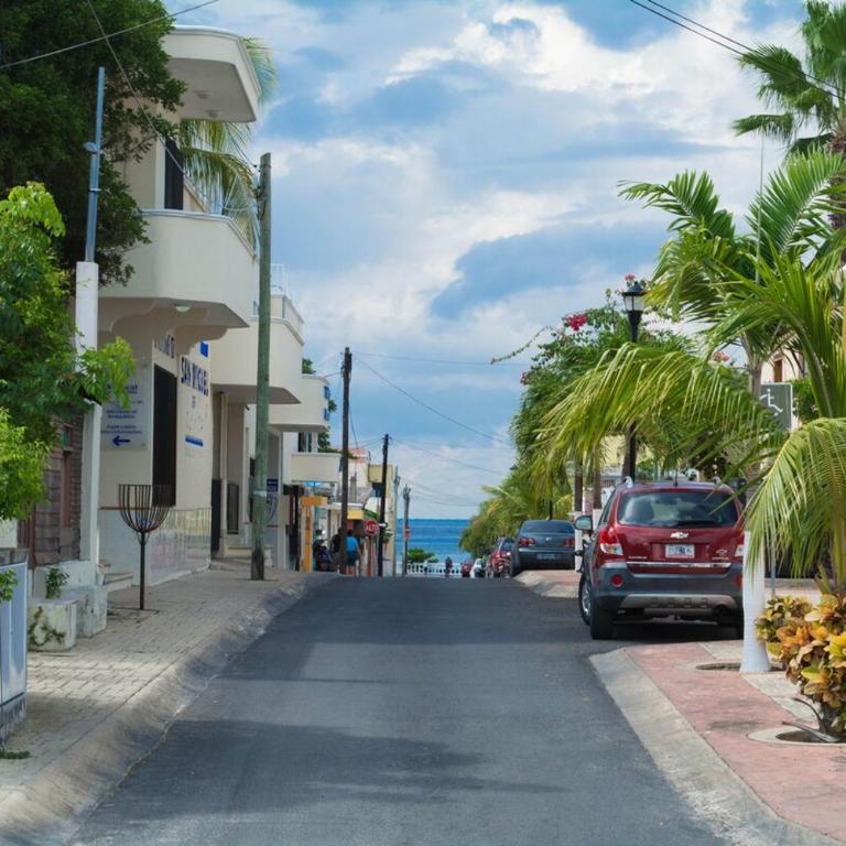 La Casita Perfect Location - Two-Bedroom Apartment - 23
