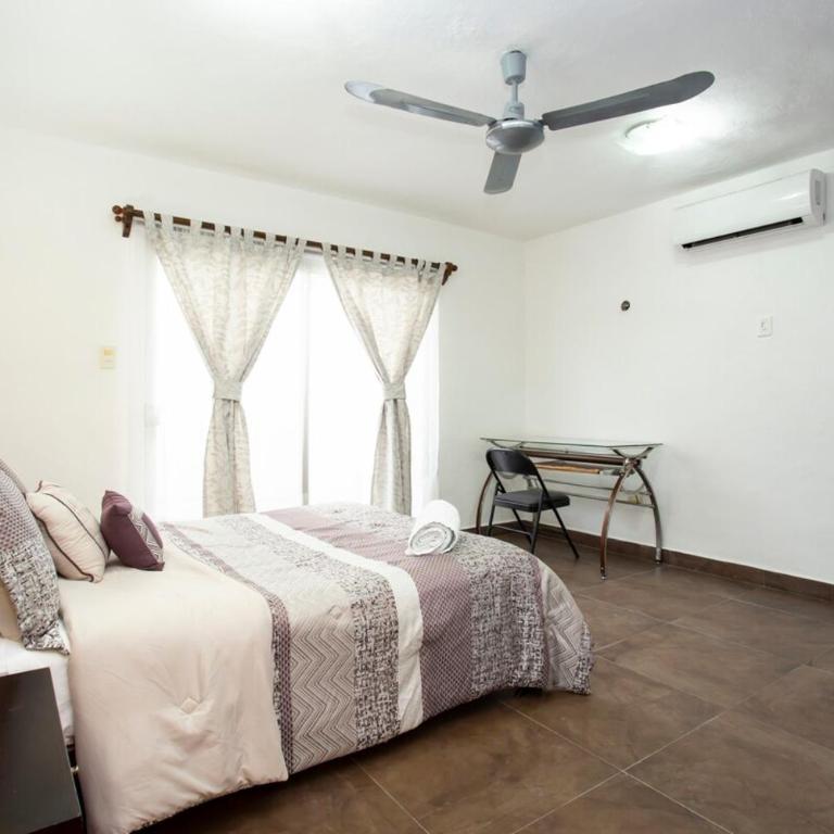 La Casita Perfect Location - Two-Bedroom Apartment - 27