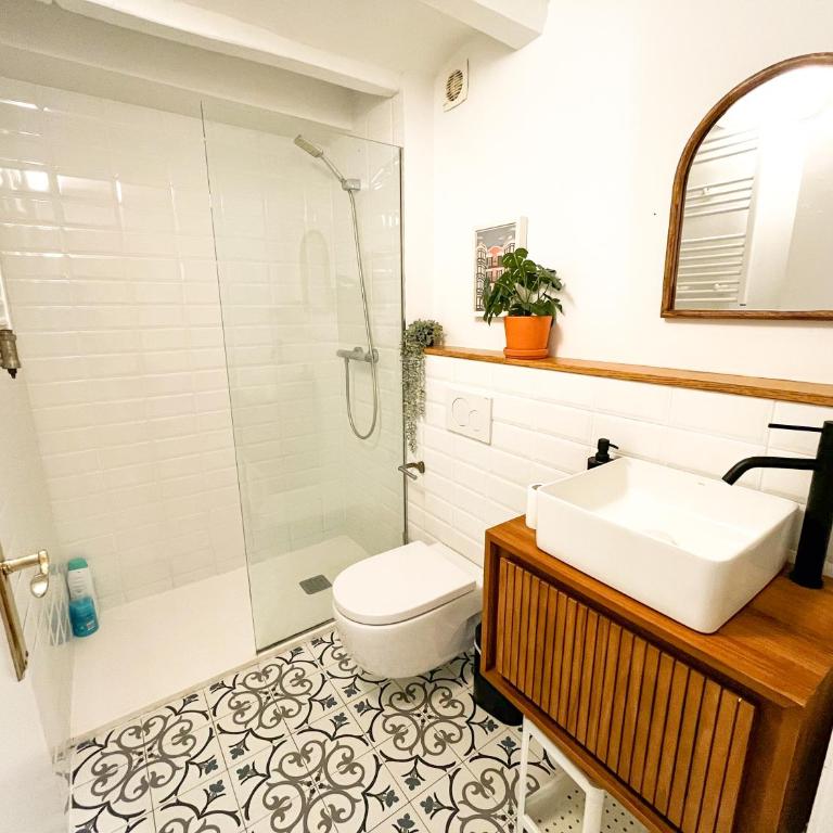 Las Ramblas Apartments Old Town - Apartamento de 3 dormitorios - 4
