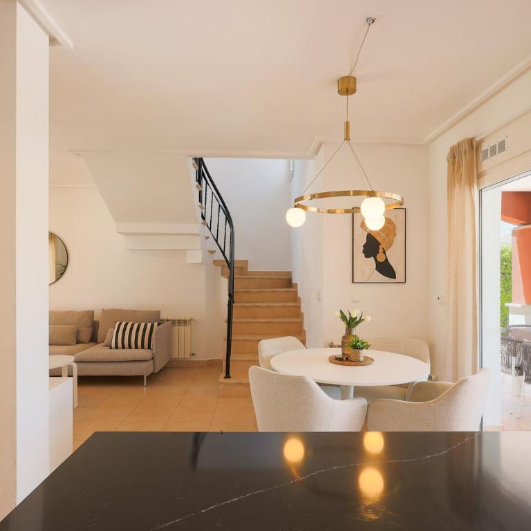 Golf Retreat with BBQ and Private Pool - Casa de 2 dormitorios - 26