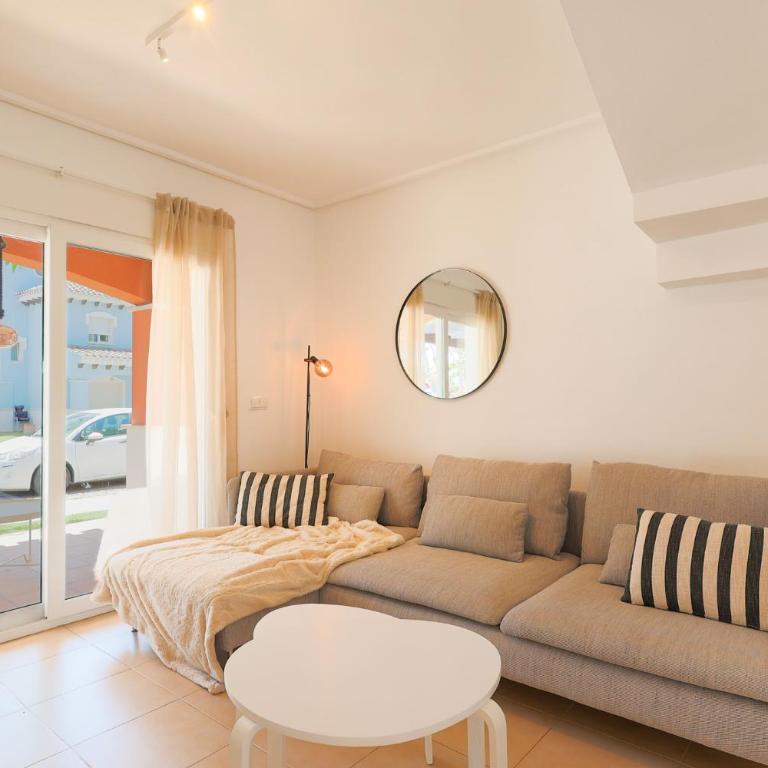 Golf Retreat with BBQ and Private Pool - Casa de 2 dormitorios - 9