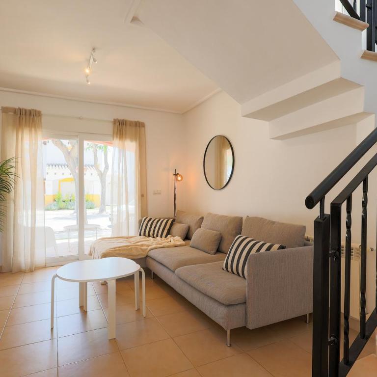Golf Retreat with BBQ and Private Pool - Casa de 2 dormitorios - 10