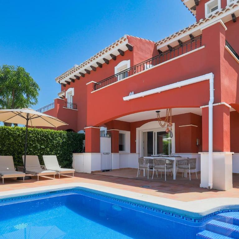 Golf Retreat with BBQ and Private Pool - Casa de 2 dormitorios - 53