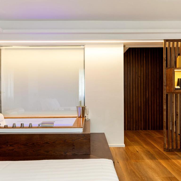 Residenze Chamur Luxury Suites Via Libertà - Habitación Doble con bañera de hidromasaje - 3