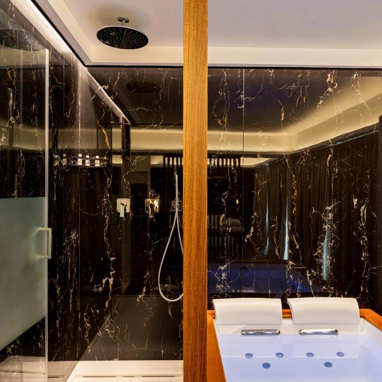 Residenze Chamur Luxury Suites Via Libertà - Habitación Superior con cama extragrande - 11